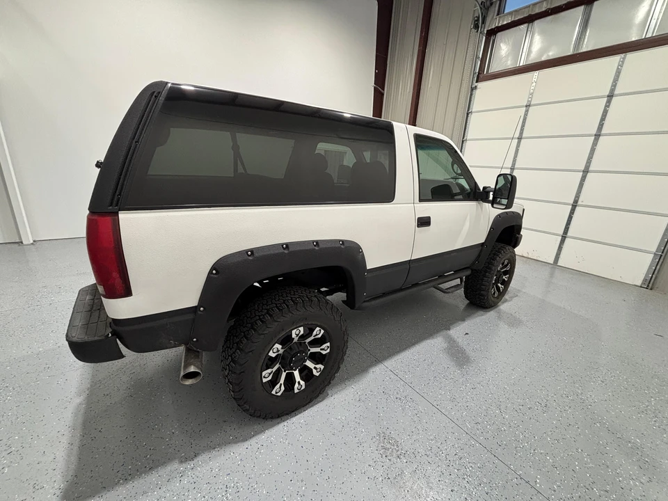 1999 Chevrolet Tahoe 1st Gen - Image 23 of 31