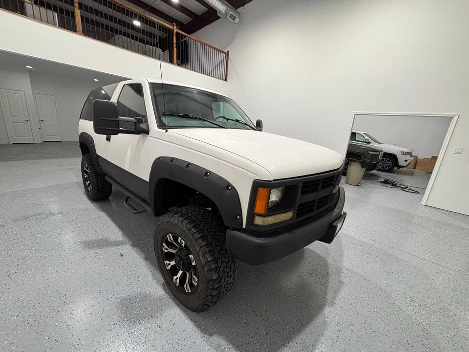 1999 Chevrolet Tahoe 1st Gen - Image 28 of 31
