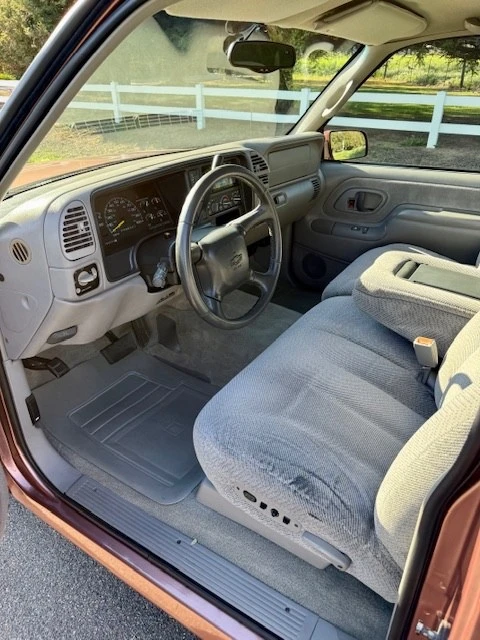 1999 Chevrolet Tahoe 2nd Gen - Image 18 of 21