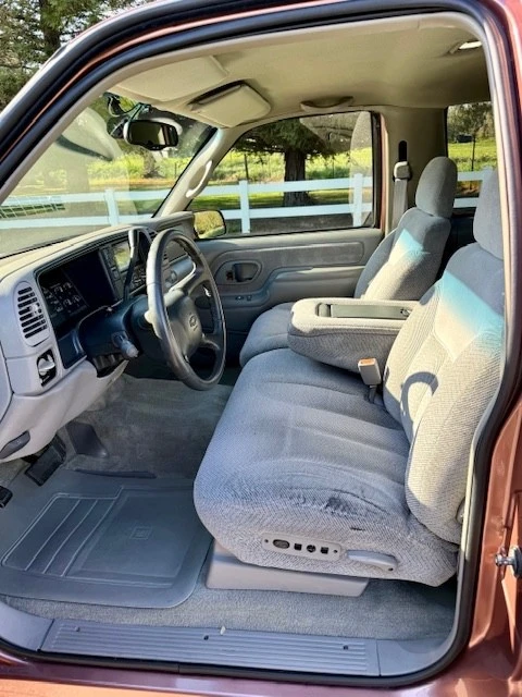 1999 Chevrolet Tahoe 2nd Gen - Image 19 of 21