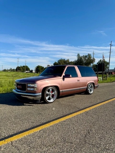 1999 Chevrolet Tahoe 2nd Gen - Image 2 of 21