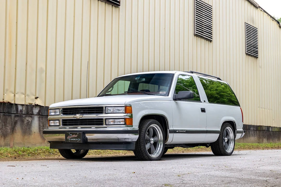 1999 Chevrolet Tahoe 1st Gen - Image 2 of 31