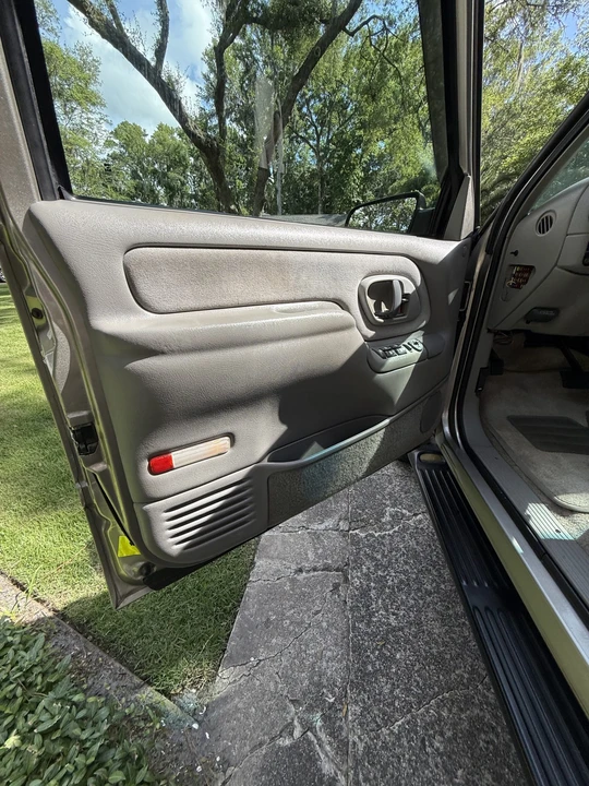 1999 Chevrolet Tahoe 1st Gen - Image 31 of 31
