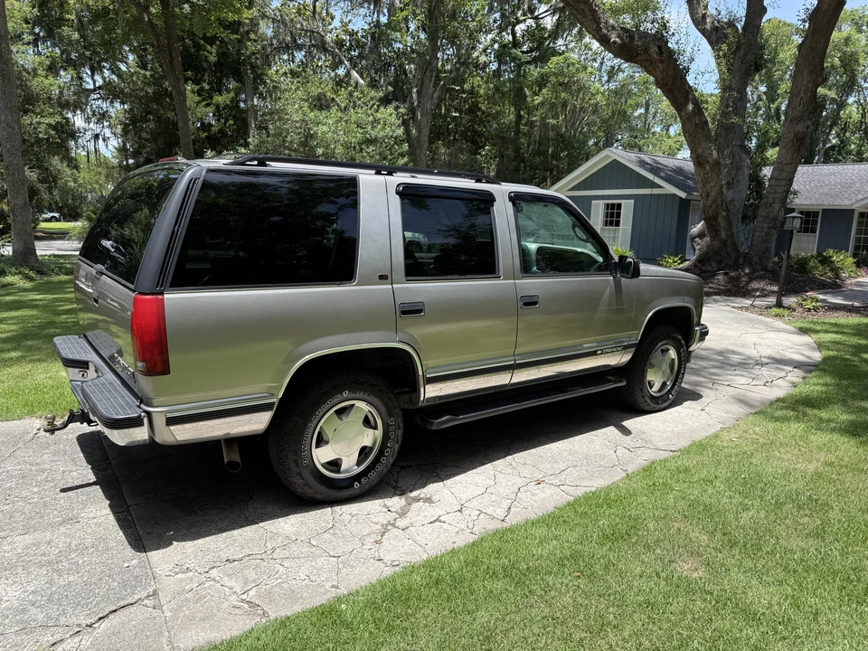 1999 Chevrolet Tahoe 1st Gen - Image 16 of 31