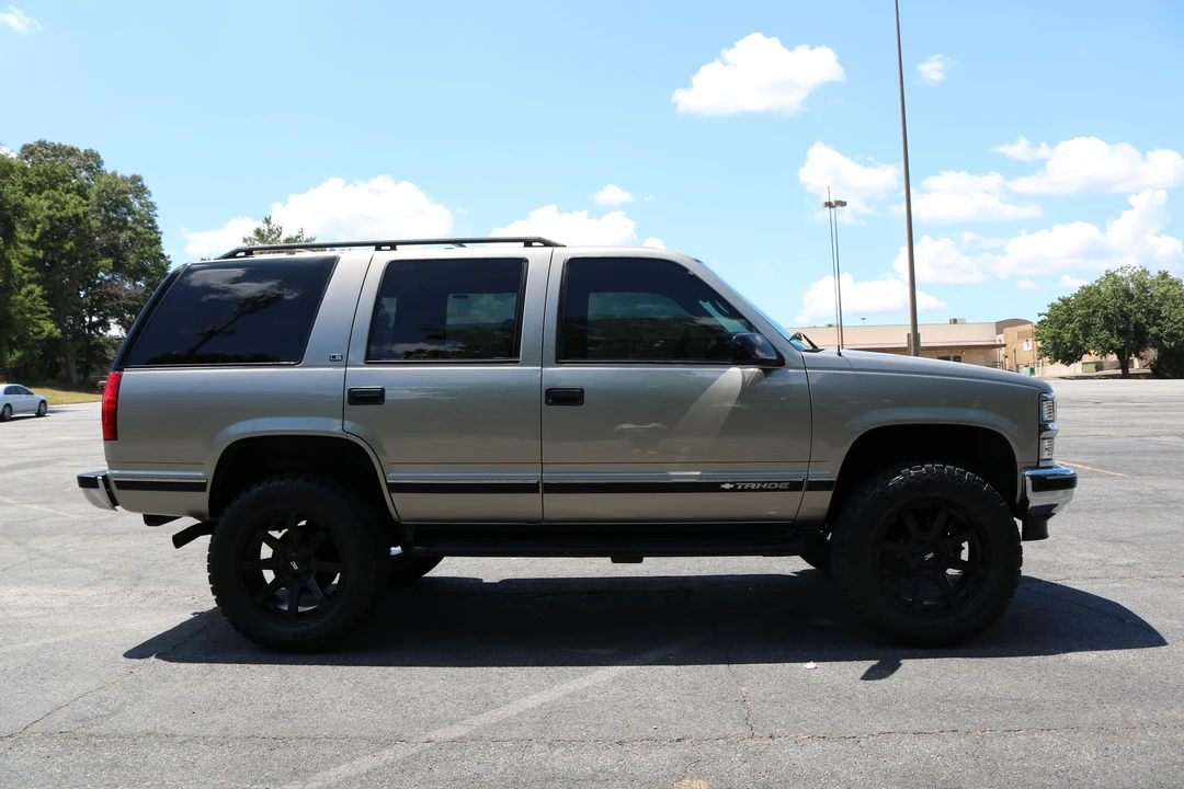 1999 Chevrolet Tahoe 2nd Gen - Image 18 of 21