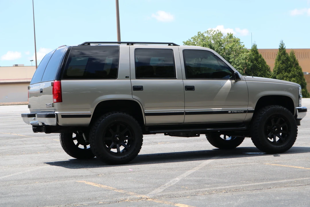 1999 Chevrolet Tahoe 2nd Gen - Image 16 of 21