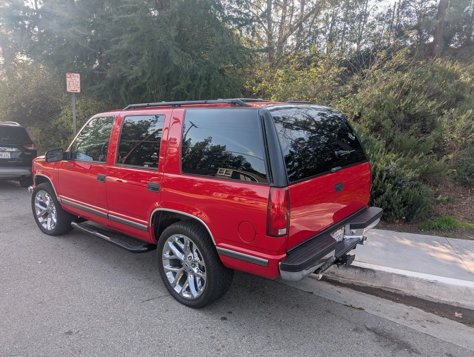 1999 Chevrolet Tahoe 1st Gen - Image 10 of 31