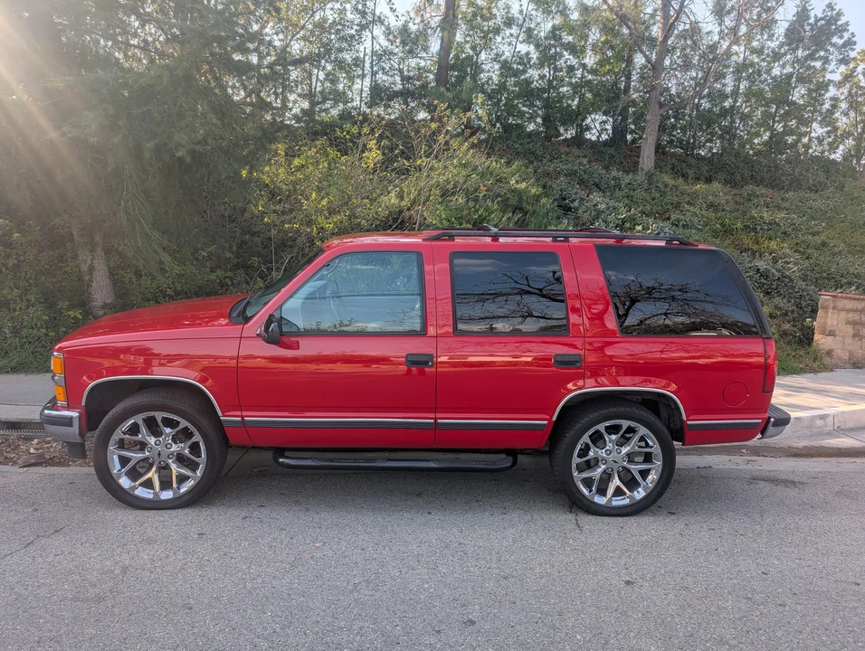 1999 Chevrolet Tahoe 1st Gen - Image 9 of 31