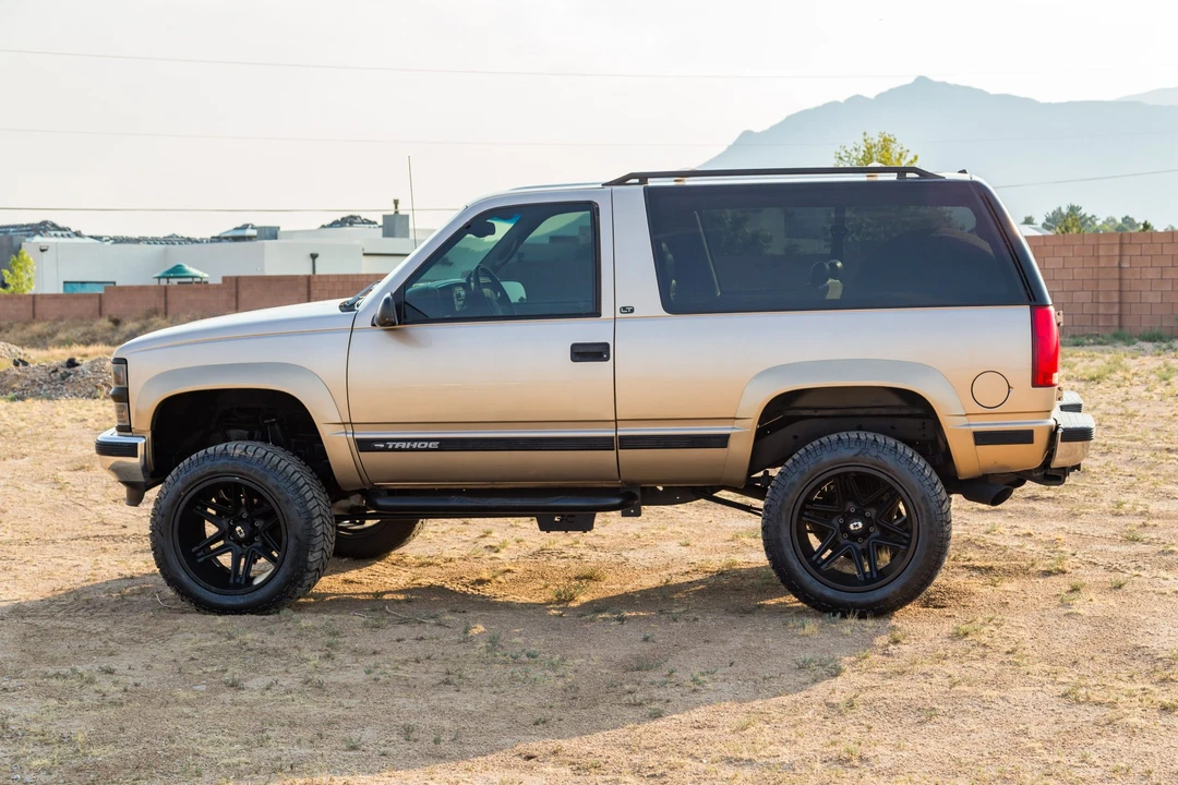 1999 Chevrolet Tahoe 1st Gen - Image 15 of 31