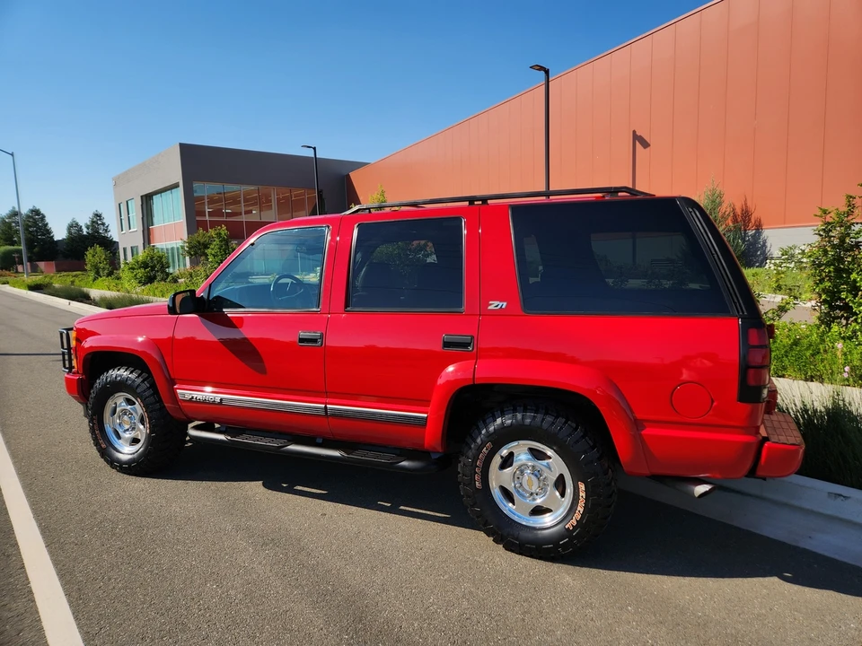 1999 Chevrolet Tahoe 1st Gen - Image 10 of 31