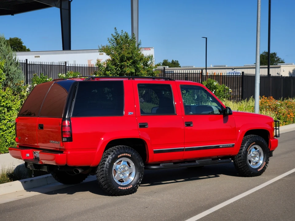 1999 Chevrolet Tahoe 1st Gen - Image 22 of 31