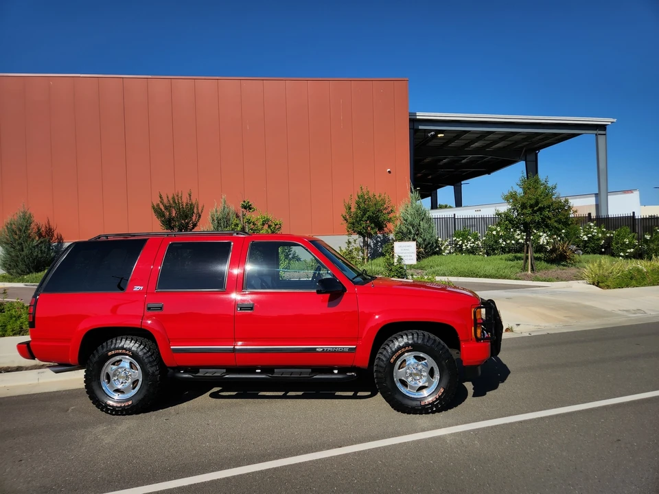 1999 Chevrolet Tahoe 1st Gen - Image 24 of 31