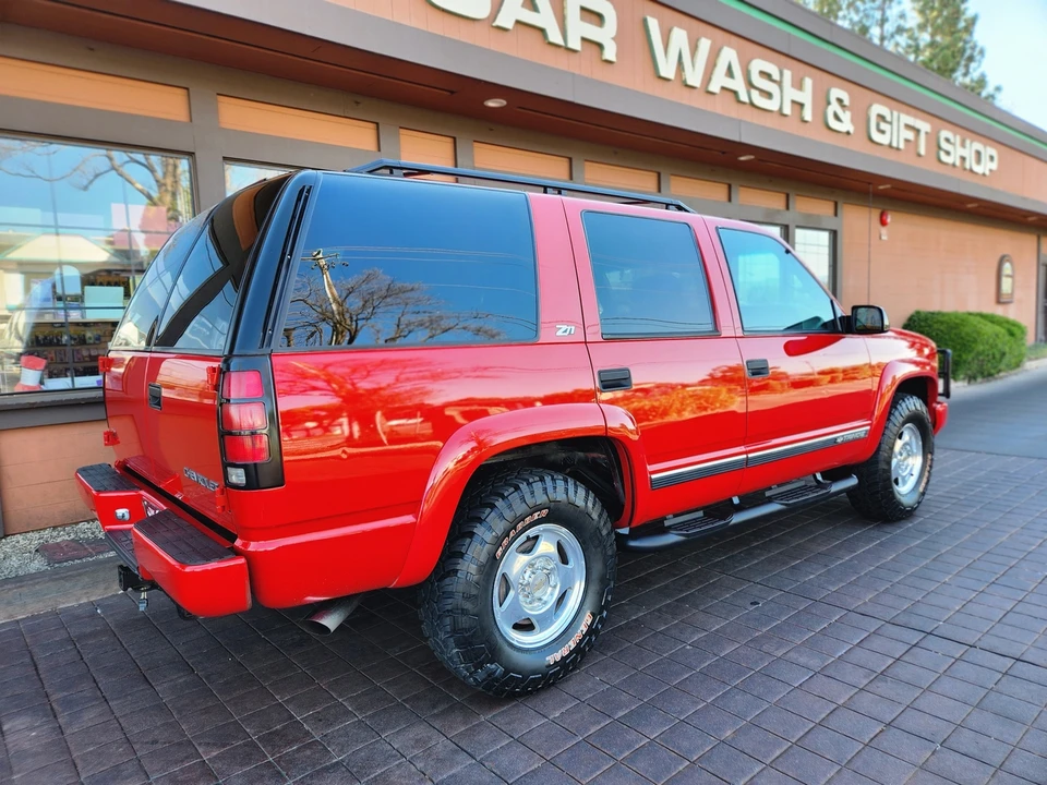 1999 Chevrolet Tahoe 1st Gen - Image 21 of 31