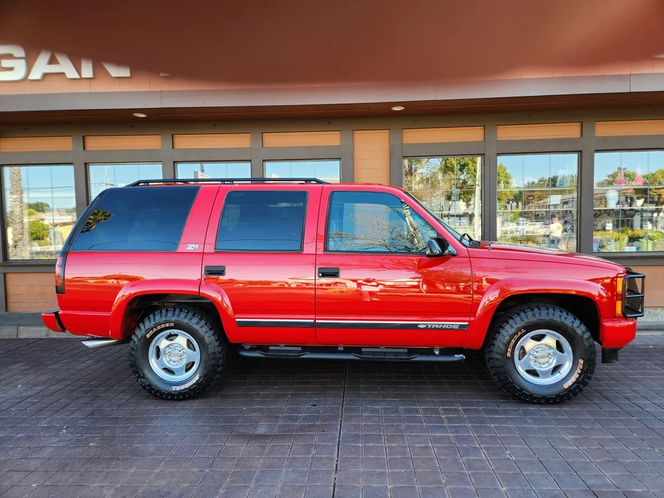 1999 Chevrolet Tahoe 1st Gen - Image 25 of 31