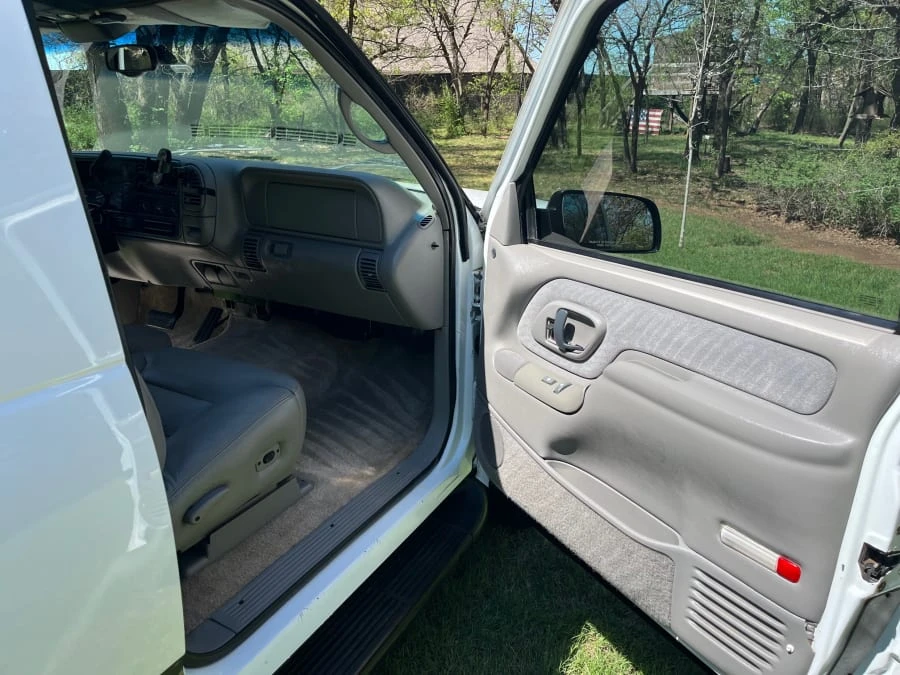 1999 Chevrolet Tahoe 1st Gen - Image 15 of 18