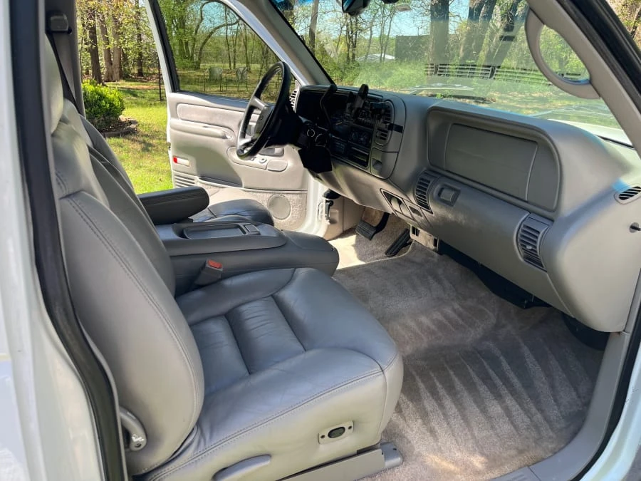 1999 Chevrolet Tahoe 1st Gen - Image 12 of 18