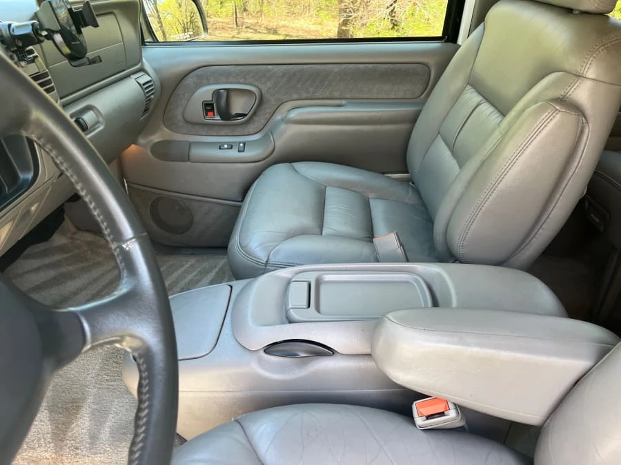 1999 Chevrolet Tahoe 1st Gen - Image 11 of 18