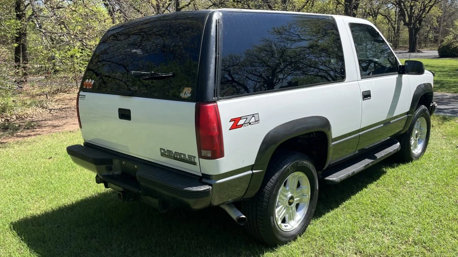 1999 Chevrolet Tahoe 1st Gen - Image 3 of 18