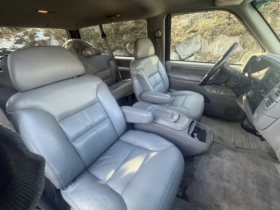 1999 Chevrolet Tahoe 2nd Gen - Image 20 of 21