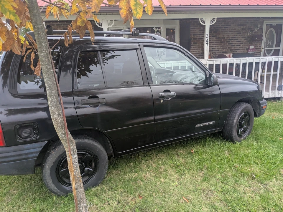 1999 Chevrolet Tracker - Image 2 of 6