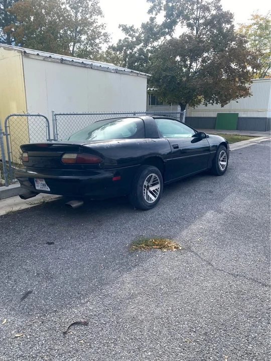 1999 Chevrolet Camaro 4th Gen - Image 3 of 4