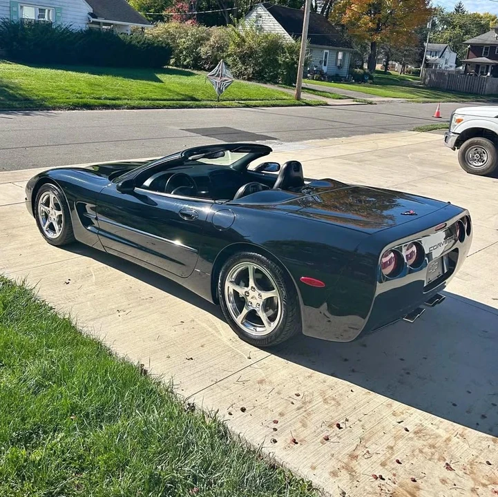1999 Chevrolet Corvette C5 - Image 1 of 9