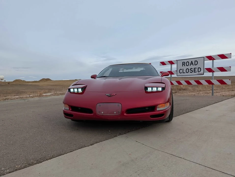 1999 Chevrolet Corvette C5 - Image 2 of 17