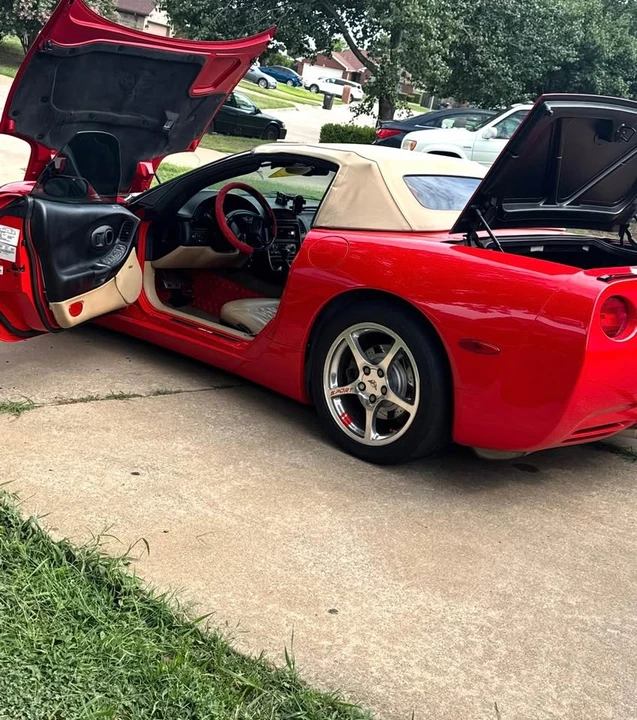 1999 Chevrolet Corvette C5 - Image 2 of 7