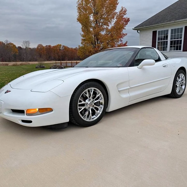 1999 Chevrolet Corvette C5 - Image 1 of 8