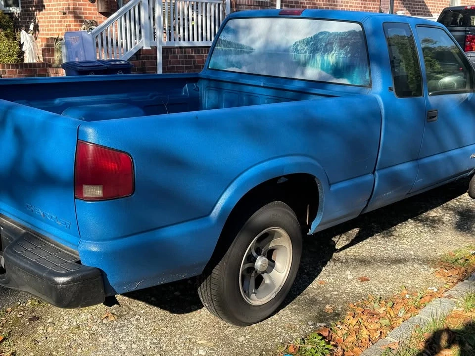 1999 Chevrolet S-10 - Image 3 of 12