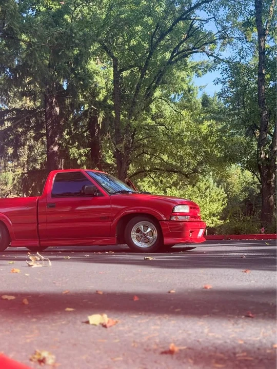 1999 Chevrolet S-10 - Image 2 of 14