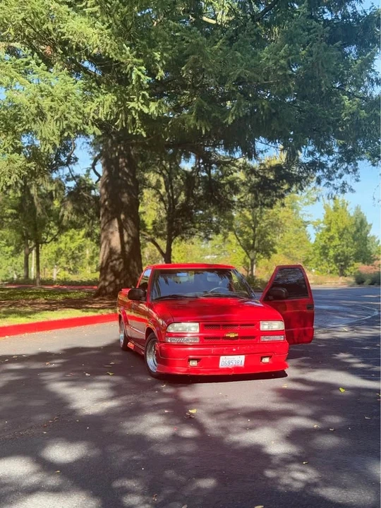 1999 Chevrolet S-10 - Image 4 of 14