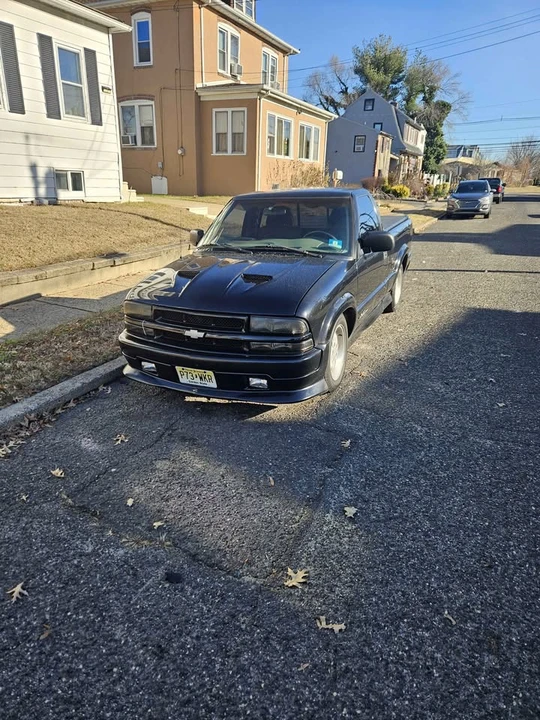 1999 Chevrolet S-10 - Image 3 of 4