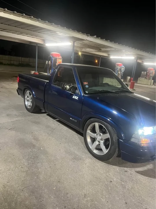 1999 Chevrolet S-10 - Image 6 of 14