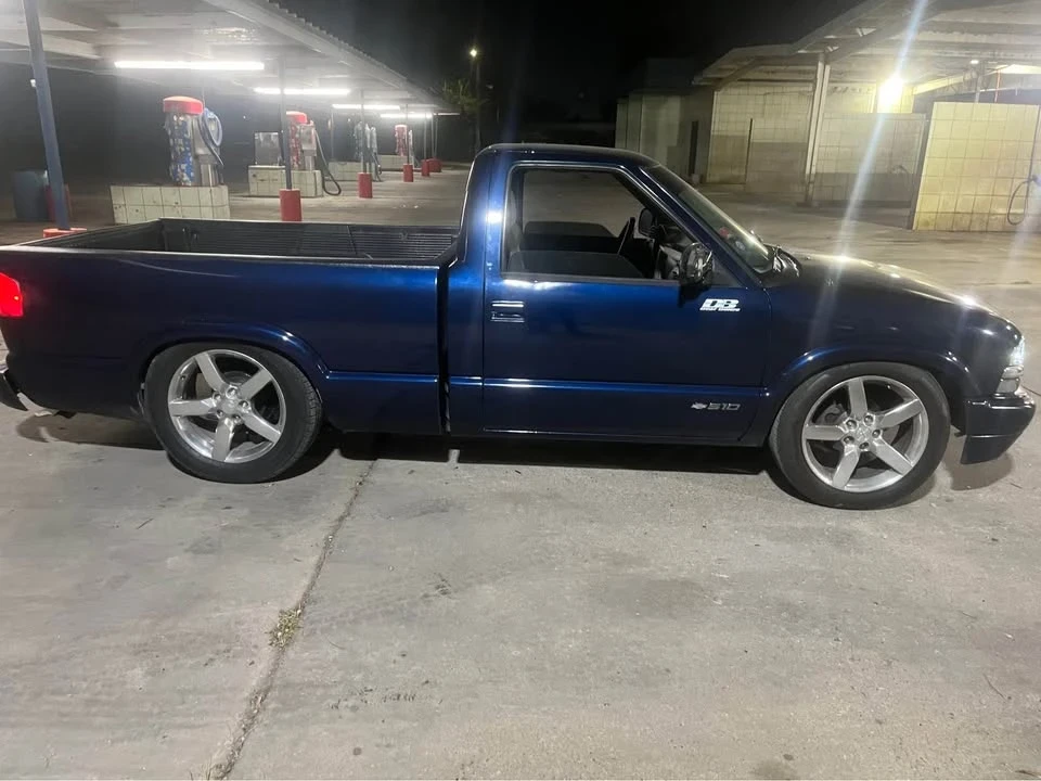 1999 Chevrolet S-10 - Image 8 of 14