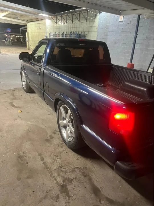 1999 Chevrolet S-10 - Image 5 of 14