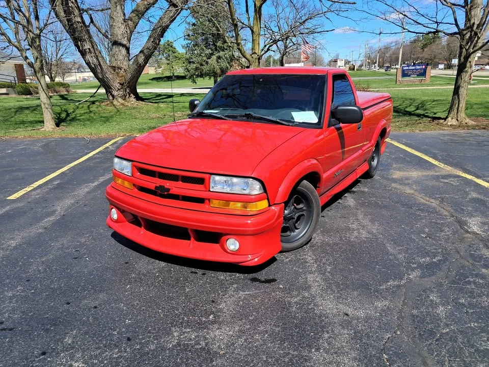 1999 Chevrolet S-10 - Image 2 of 11