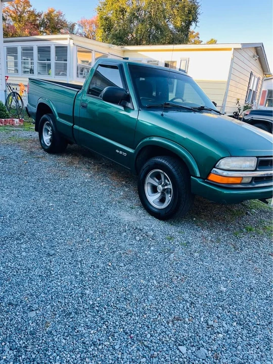 1999 Chevrolet S-10 - Image 4 of 4