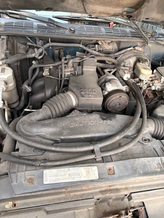 1999 Chevrolet S-10 - Image 4 of 17