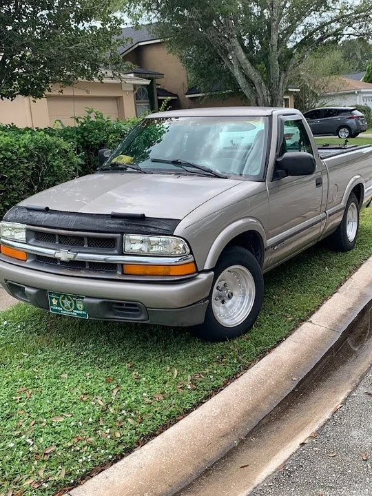 1999 Chevrolet S-10 - Image 2 of 4