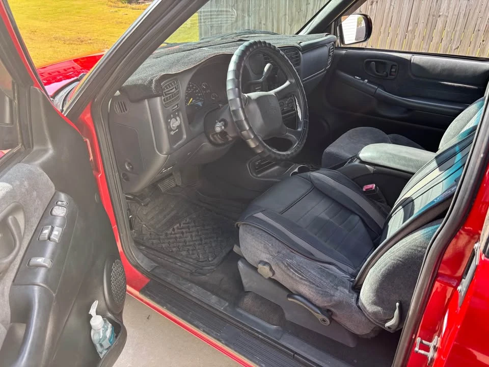 1999 Chevrolet S-10 - Image 3 of 6