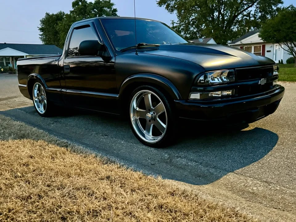 1999 Chevrolet S-10 - Image 3 of 9