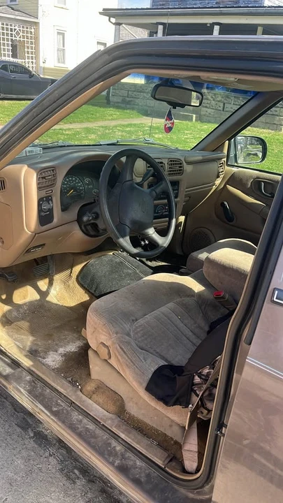 1999 Chevrolet S-10 - Image 7 of 7