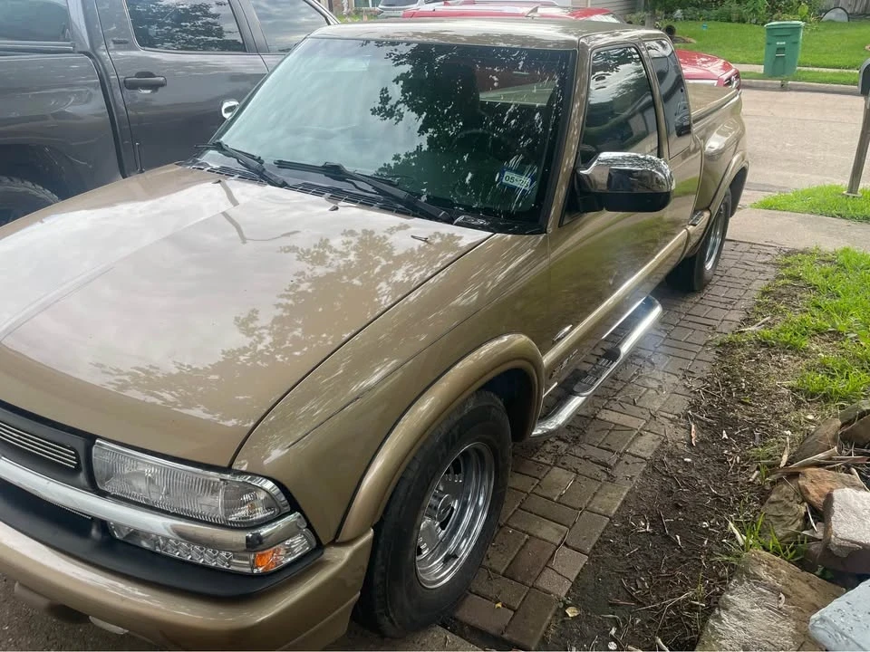 1999 Chevrolet S-10 - Image 6 of 17