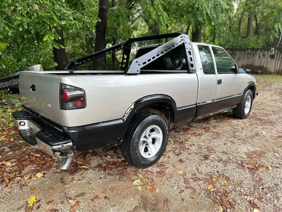 1999 Chevrolet S-10 - Image 2 of 14