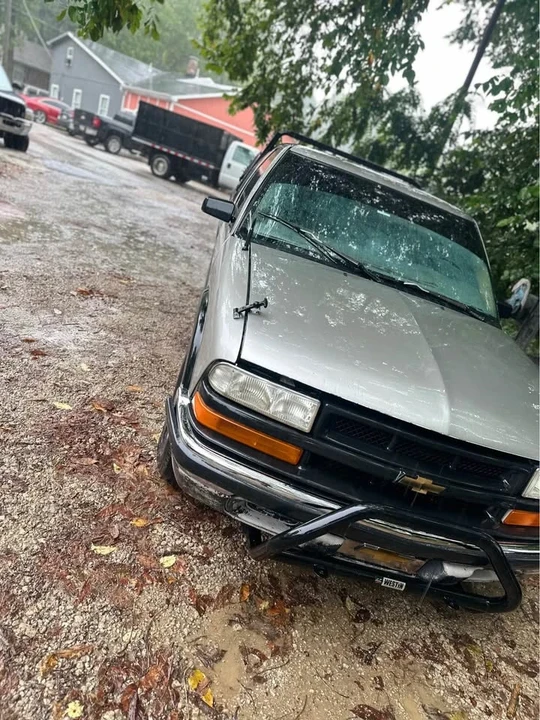 1999 Chevrolet S-10 - Image 13 of 14