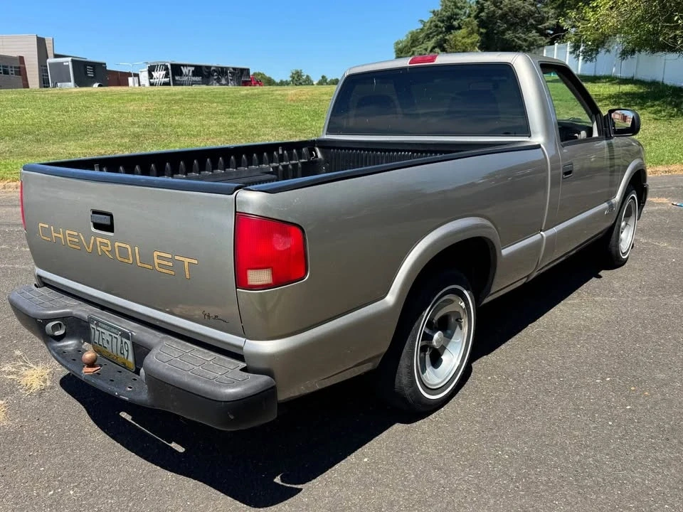 1999 Chevrolet S-10 - Image 5 of 12