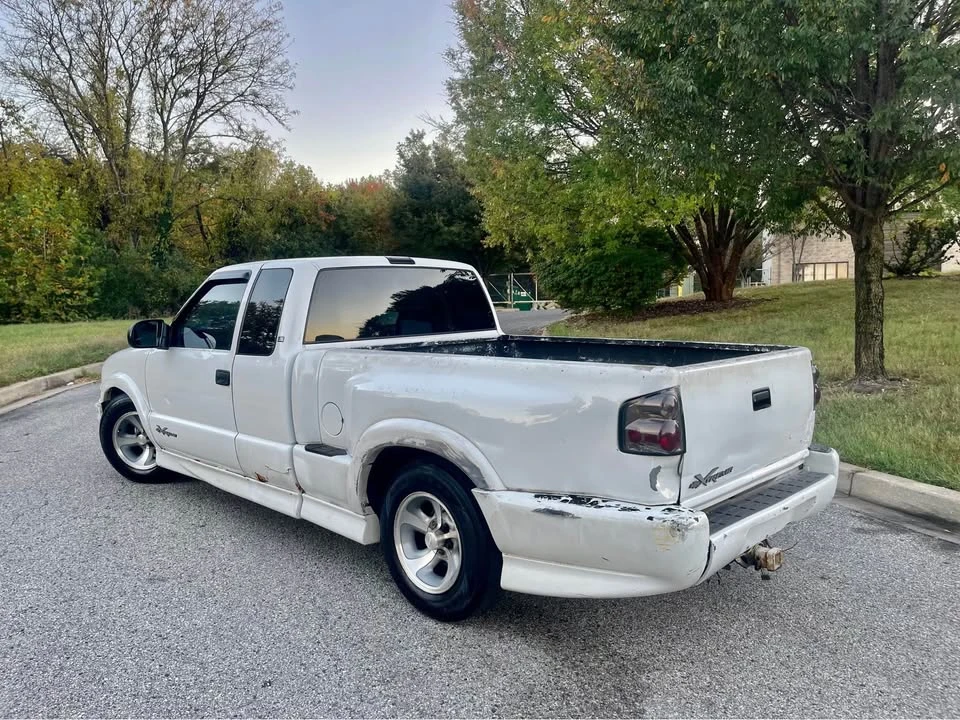 1999 Chevrolet S-10 - Image 3 of 4