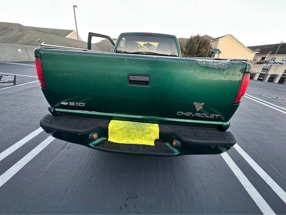 1999 Chevrolet S-10 - Image 7 of 12