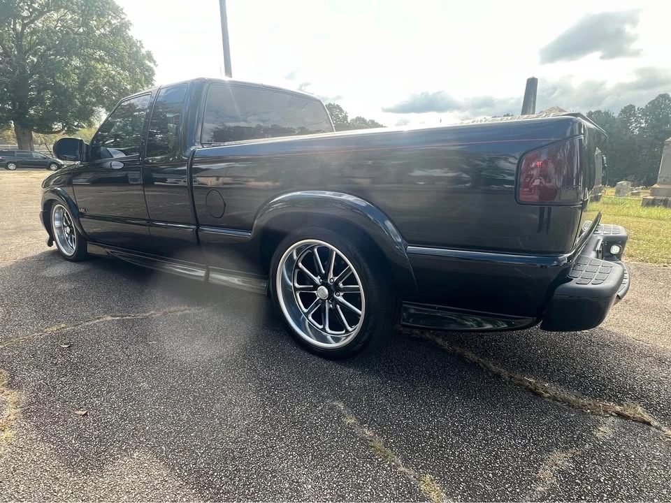 1999 Chevrolet S-10 - Image 7 of 12